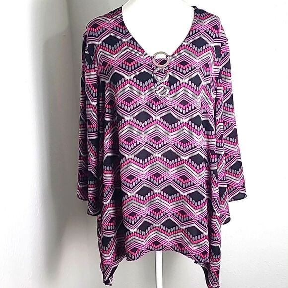 Cato Tops - Cato Pink & Black Blouse with Geometric Designs, 3 Silver Circles, Size 18/20W